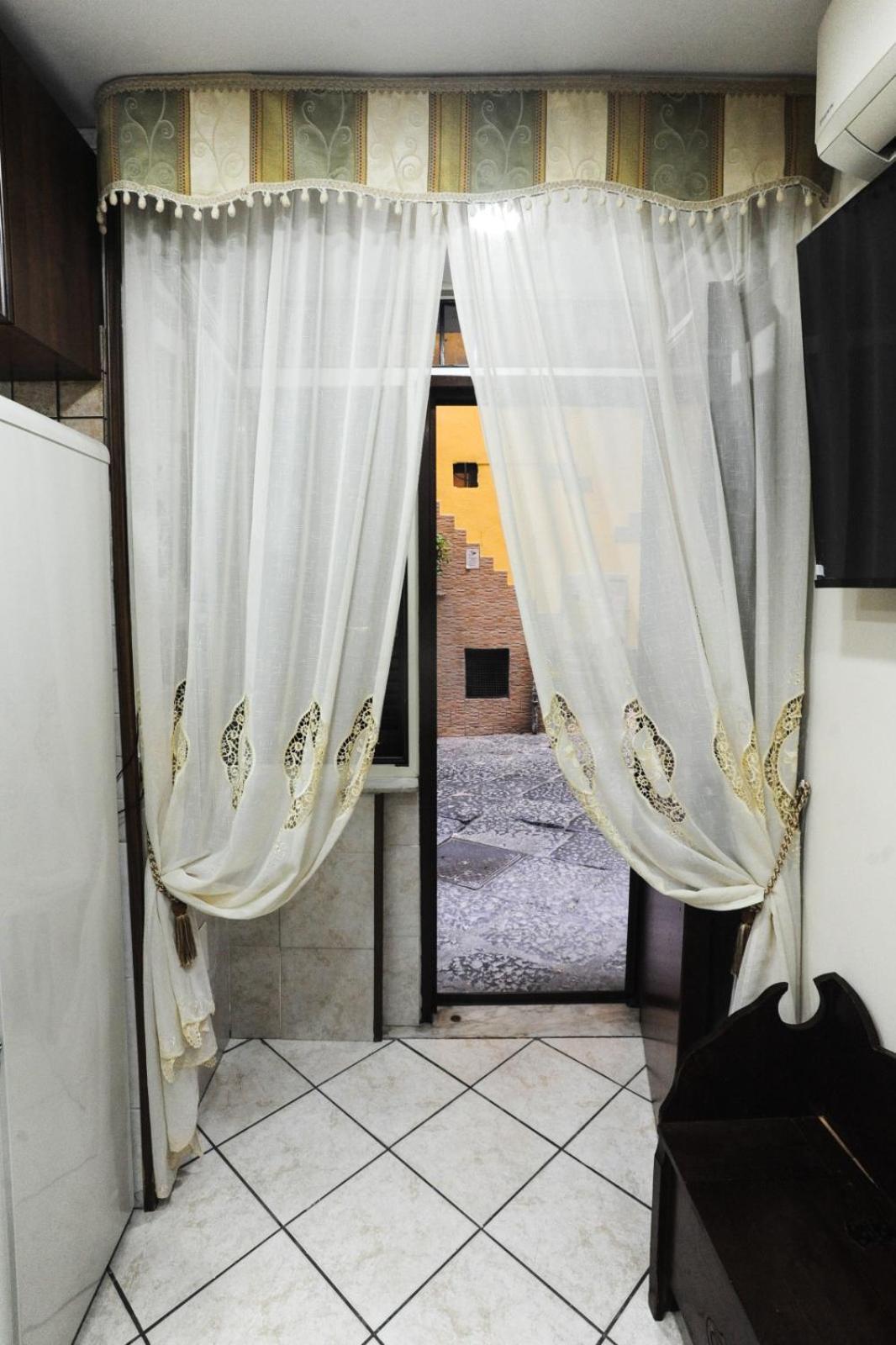 Ferienwohnung La Casa Di Nancy Next Plebiscito Neapel Exterior foto